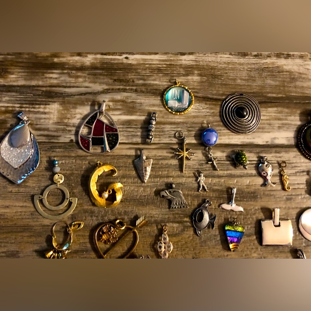 HUGE CHARM LOT OVER 40 PIECES FOR JEWELRY MAKING OR RESALE!! ALL NEW !!